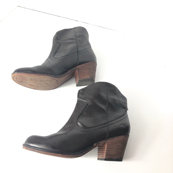 Rocket Dog Leather Ankle High Pull-on Brown Boot. Size 10. Classy - Picture 2 of 9